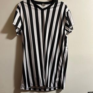 EUC Black/White Stripe Shirt Womens Size XXL